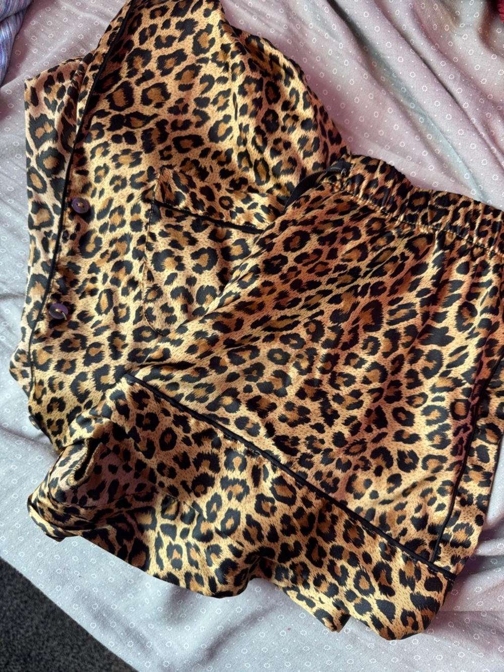 Victorias Secret Leopard Print Satin Women's Shorts - Brown Animal Print